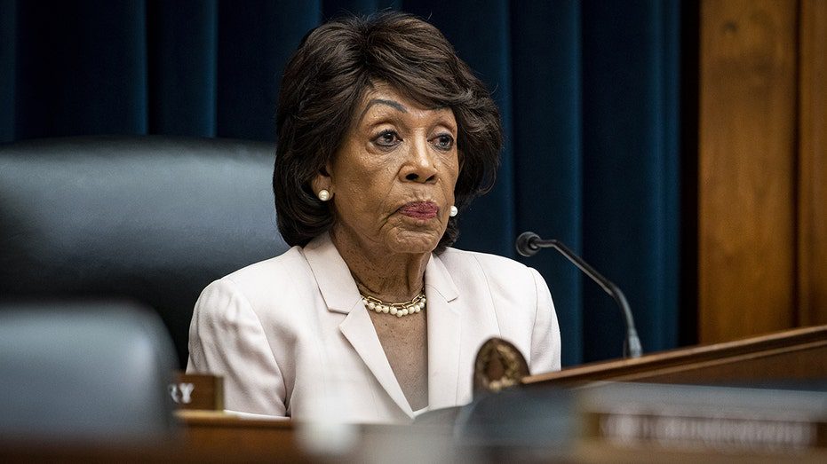 Maxine Waters at a congressional hearing
